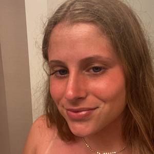 Meet your Posher, Delaney